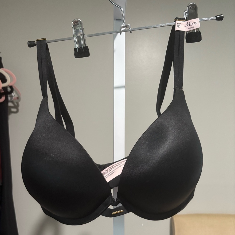 Victoria’s Secret Very Sexy Push Up Bra